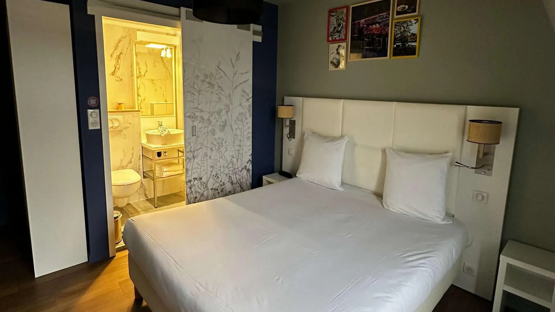 Hôtel Calm Lille 2*,  França