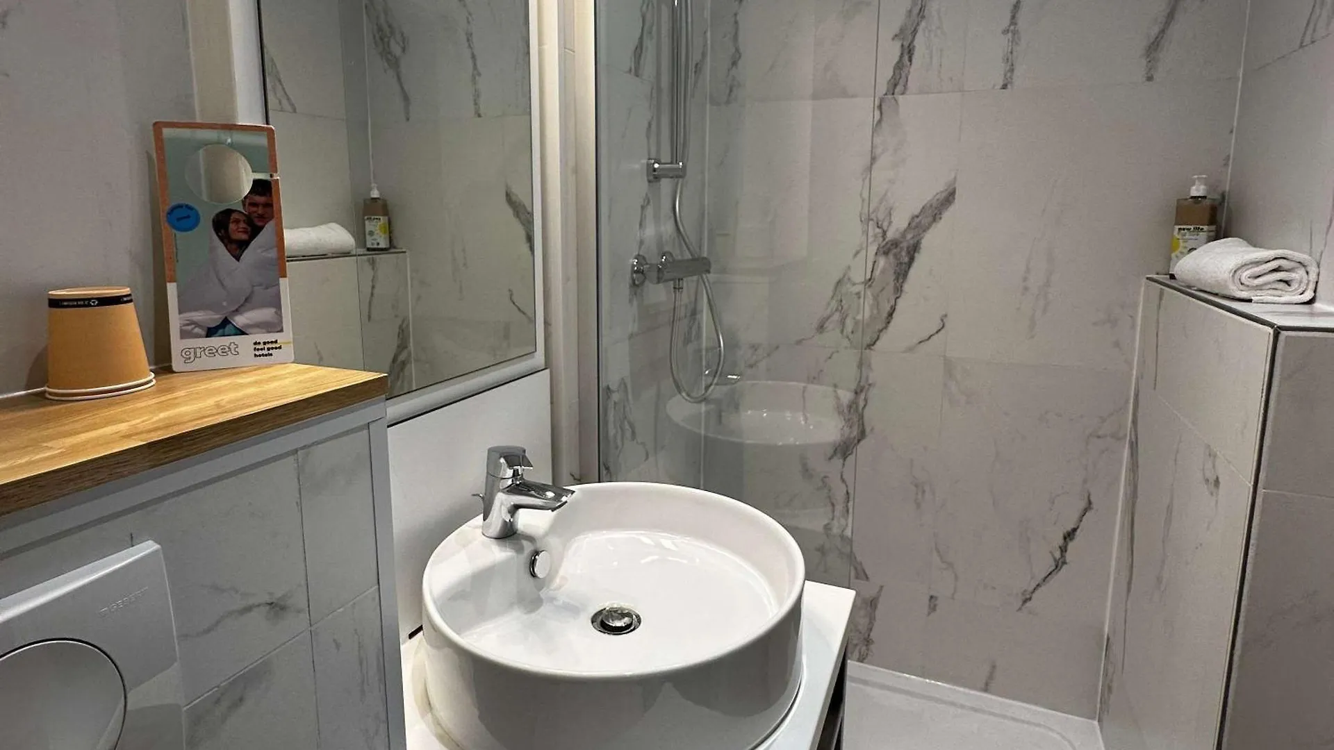 Greet Hotel Lille Gare Flandres - Groupe Accor 2*,  Francja