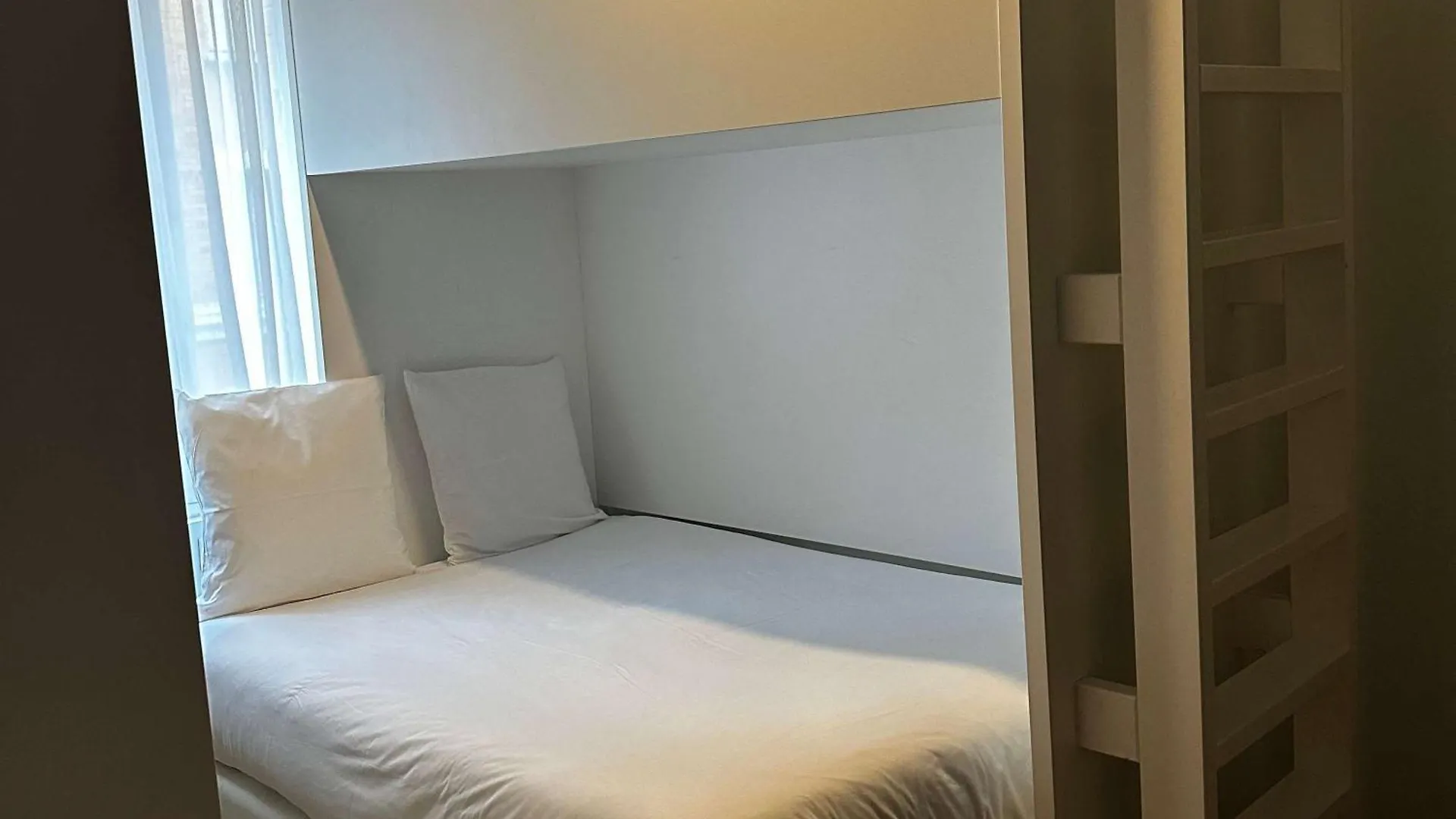 Greet Hotel Lille Gare Flandres - Groupe Accor 2*,